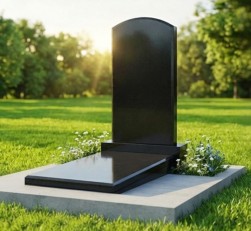 Одинарні гранітні пам’ятники: переваги від «Pamjatnyky»